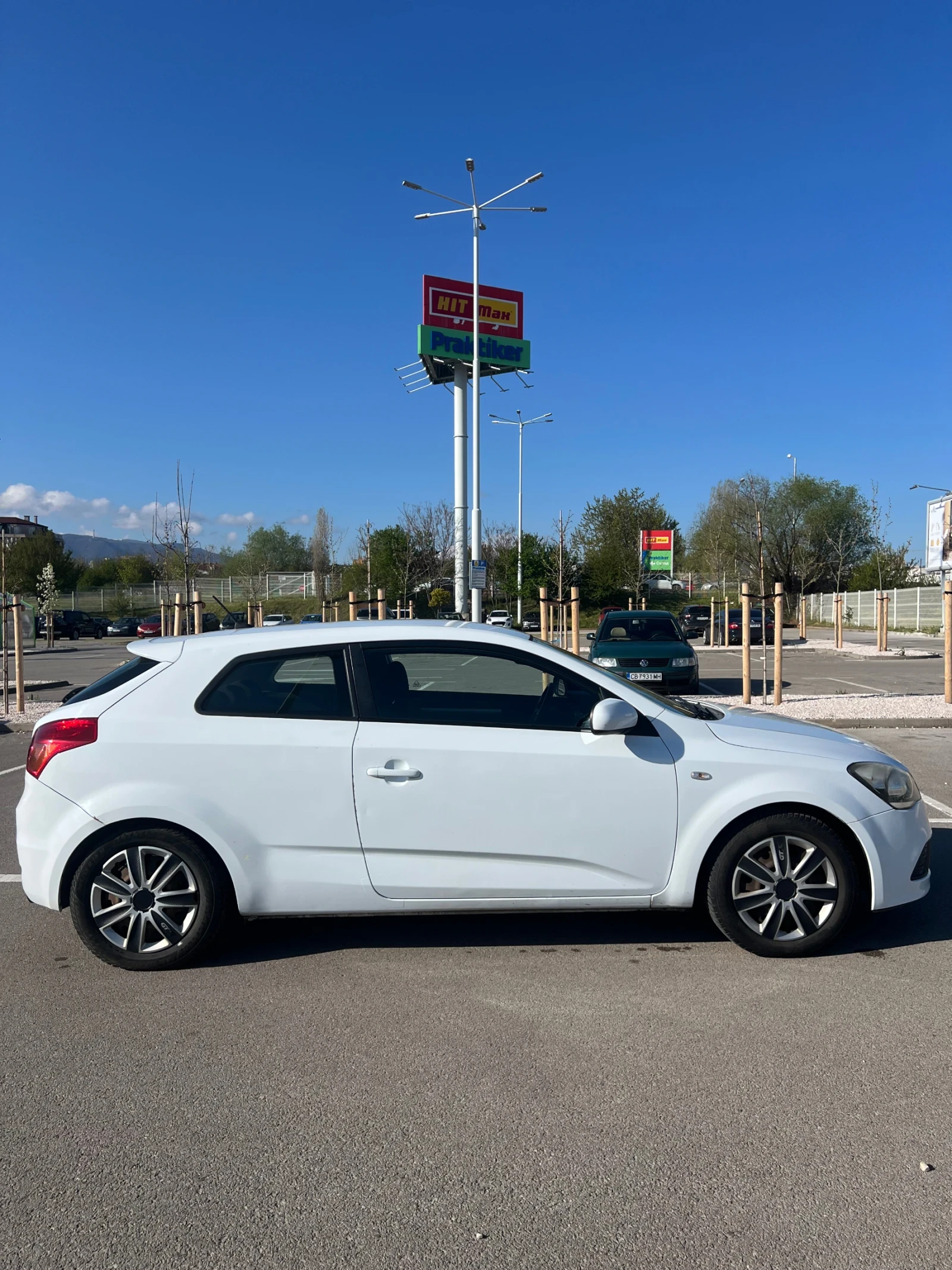 Kia Ceed, снимка 15 - Автомобили и джипове - 54287612