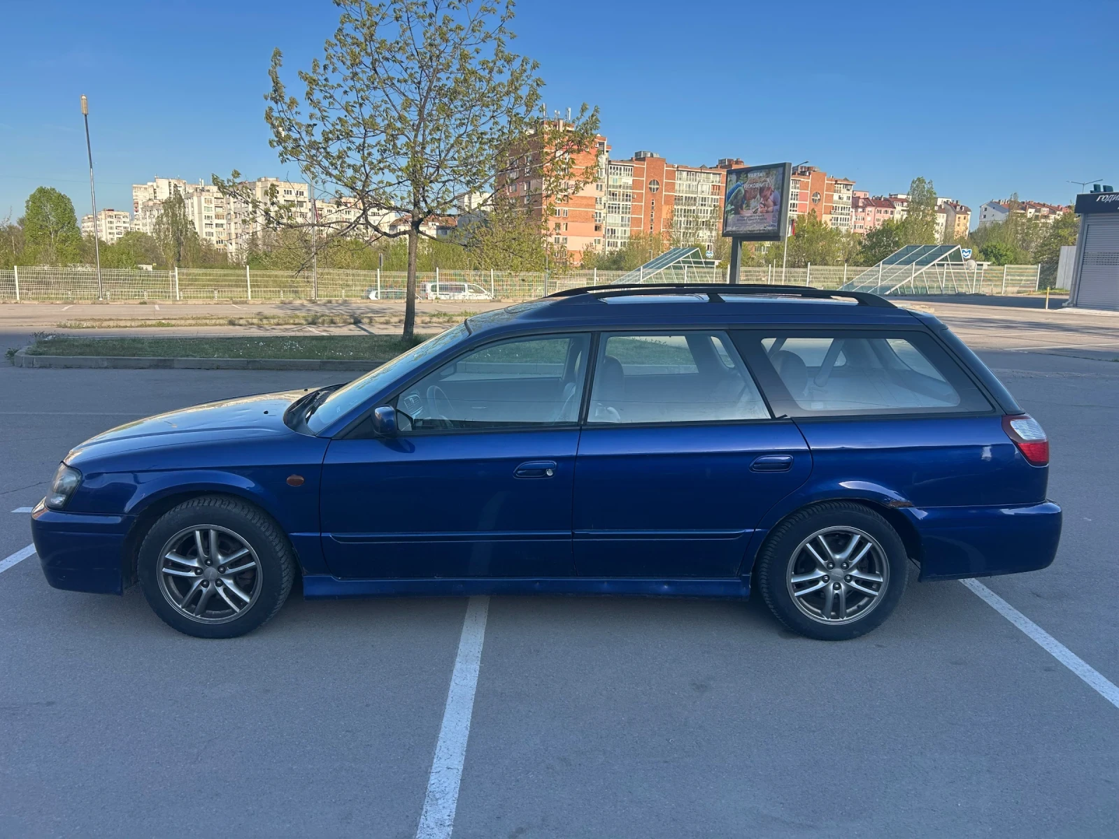 Subaru Legacy 2.5 LPG, снимка 2 - Автомобили и джипове - 54313903