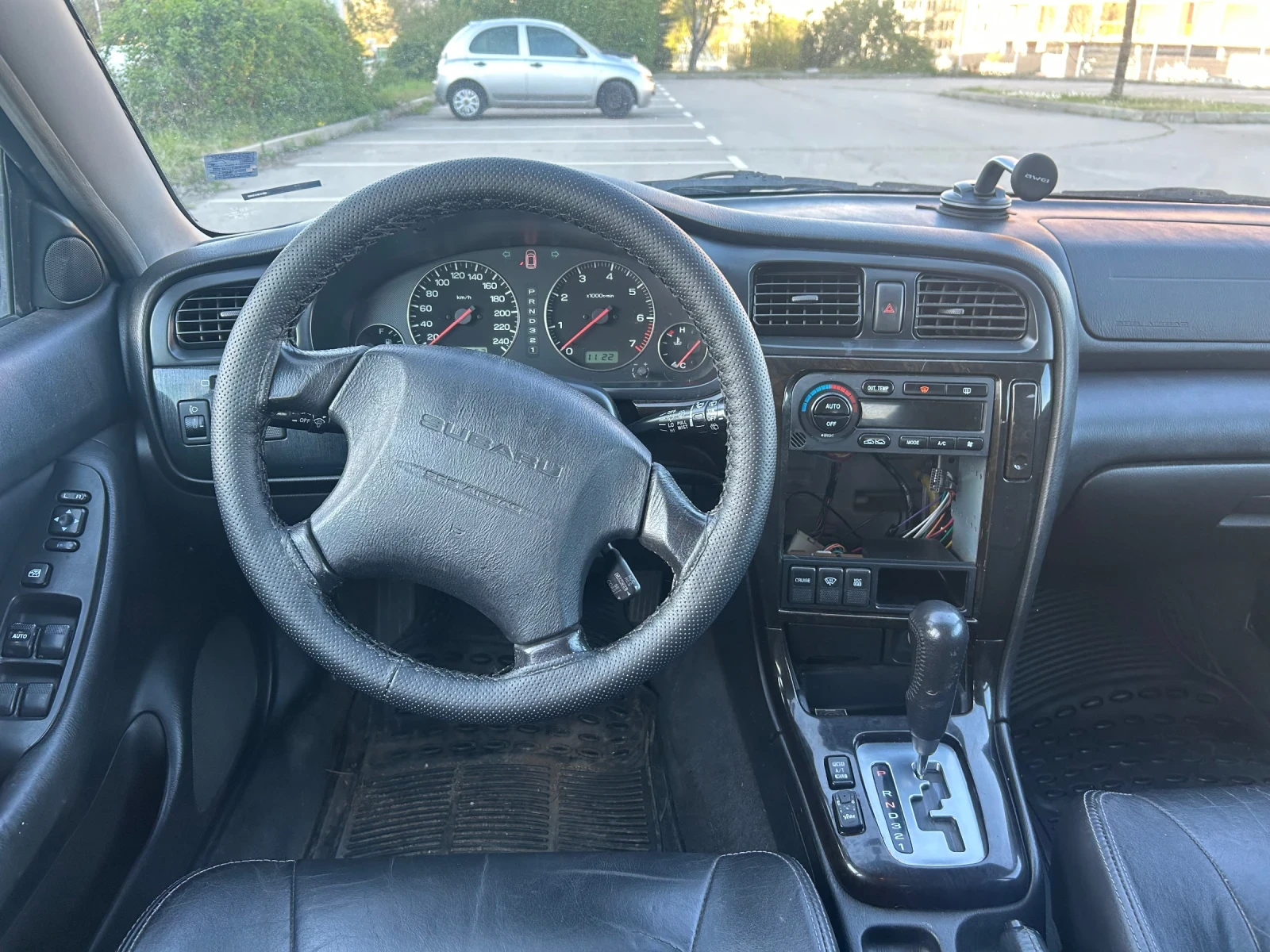 Subaru Legacy 2.5 LPG, снимка 9 - Автомобили и джипове - 54313903