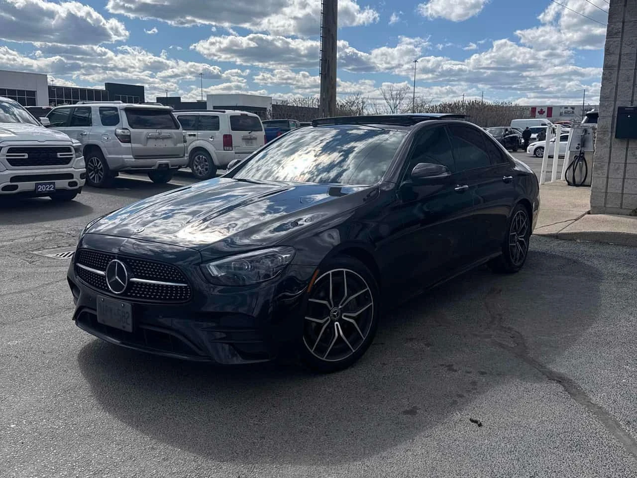Mercedes-Benz E 450 КЛИП/ПАНО/360/ПОДГРЕВ/CARFAX/ФИНАНСИРАНЕ