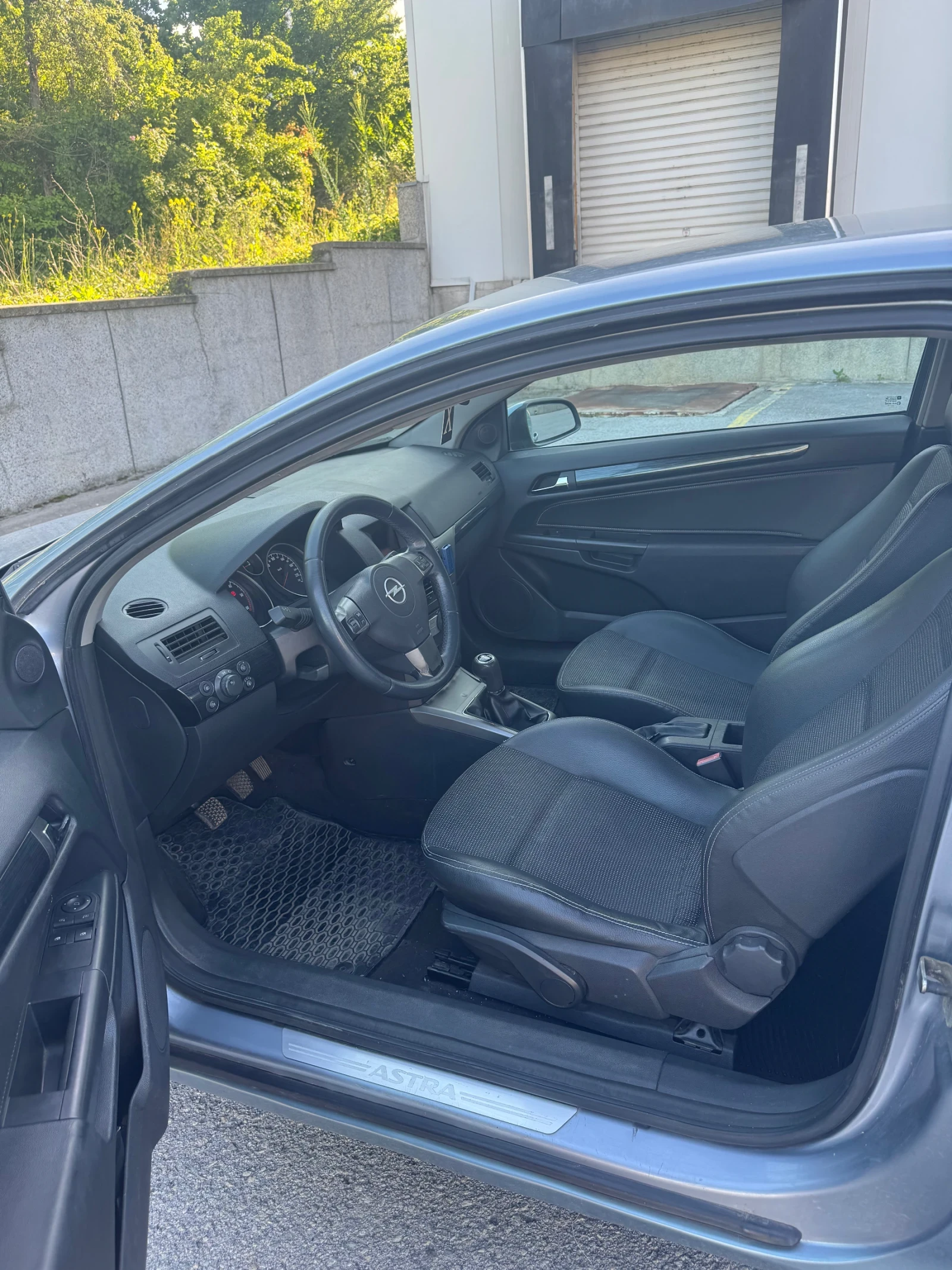 Opel Astra  GTC Стокова, снимка 12 - Автомобили и джипове - 54713975