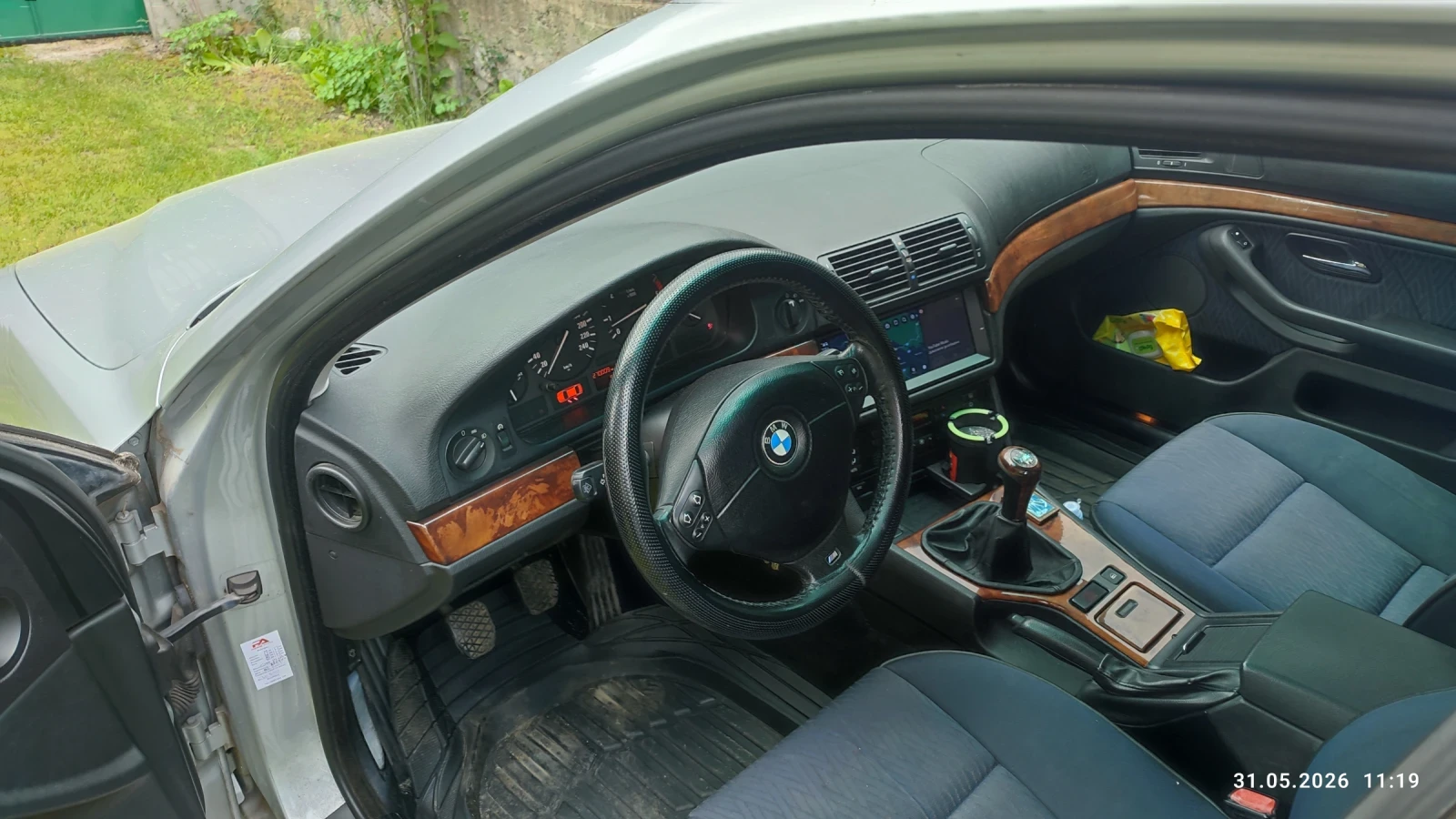 BMW 525, снимка 15 - Автомобили и джипове - 54725921