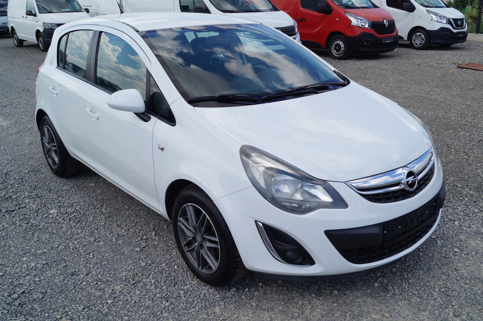 Opel Corsa ГАЗ, снимка 3 - Автомобили и джипове - 55045173