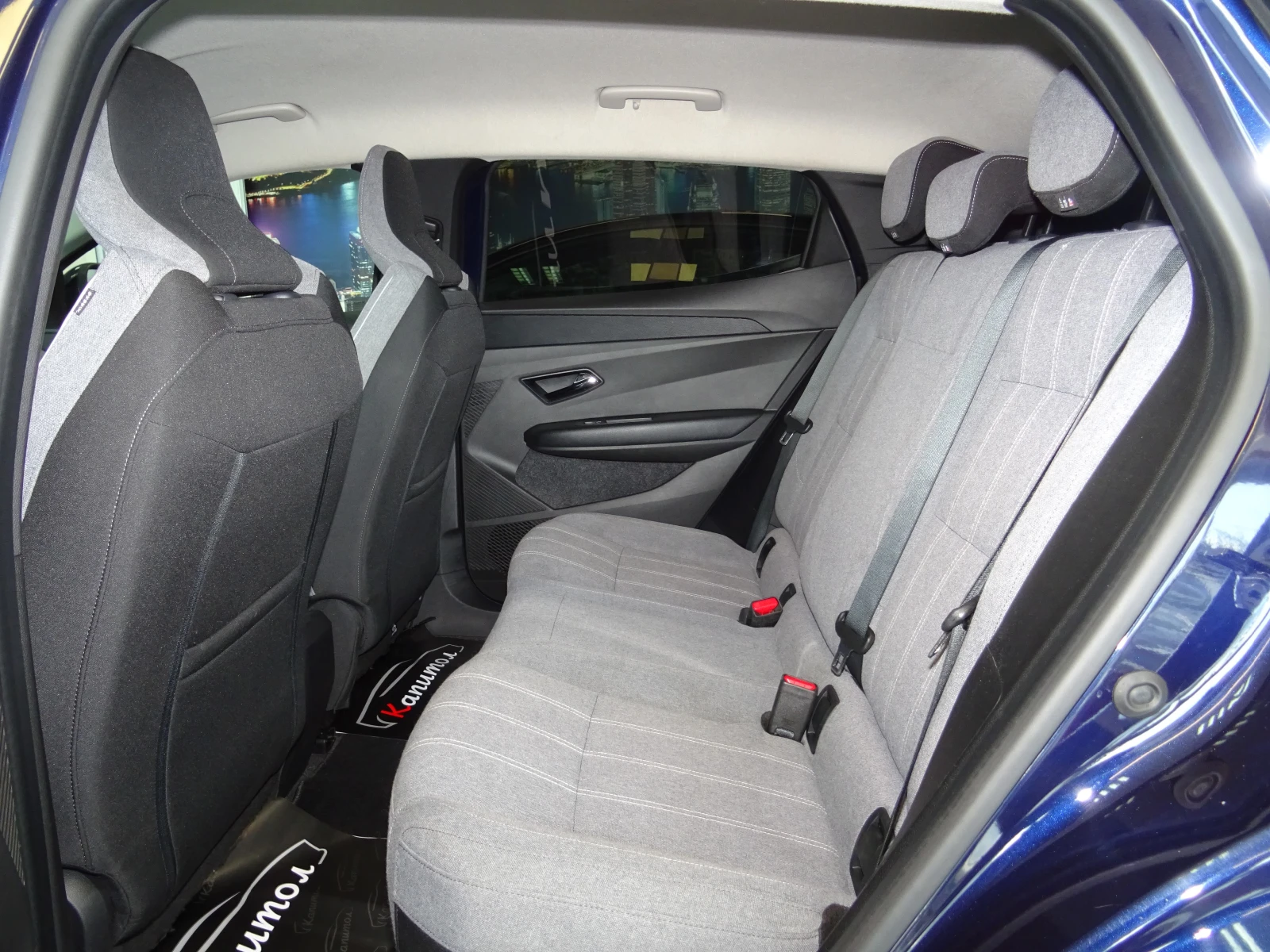 Renault Megane  ПРОДАДЕН, снимка 14 - Автомобили и джипове - 55068363