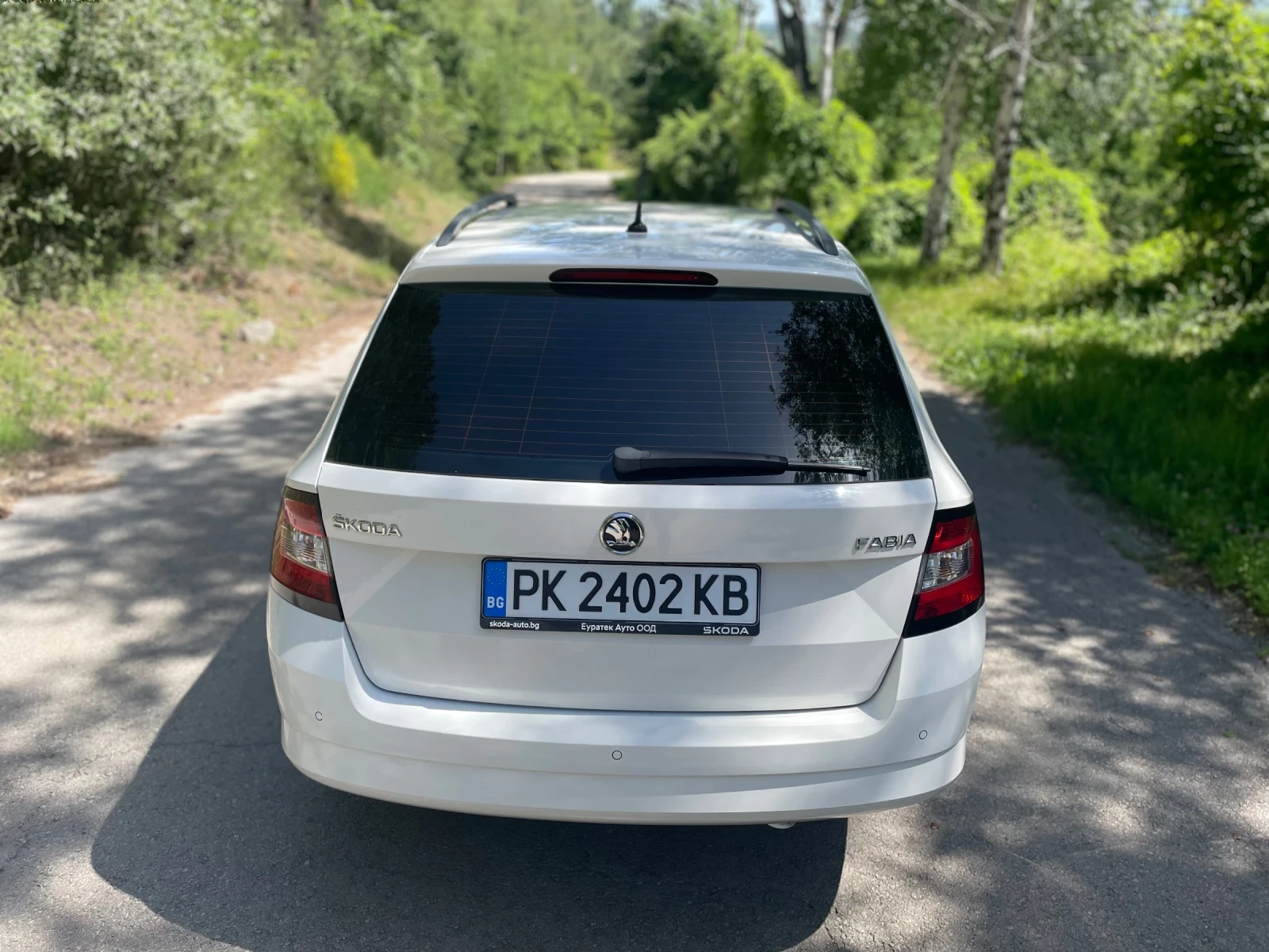 Skoda Fabia 1.0 МРI 77000 km, снимка 3 - Автомобили и джипове - 55086523