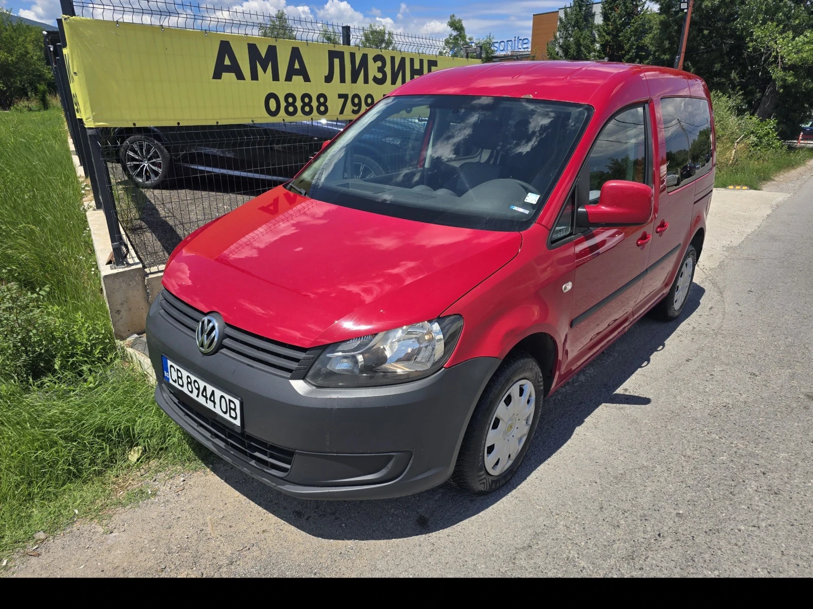 VW Caddy 1.6TDI/НАПЪЛНО ОБСЛУЖЕНА/ПЪТНИЧЕСКА