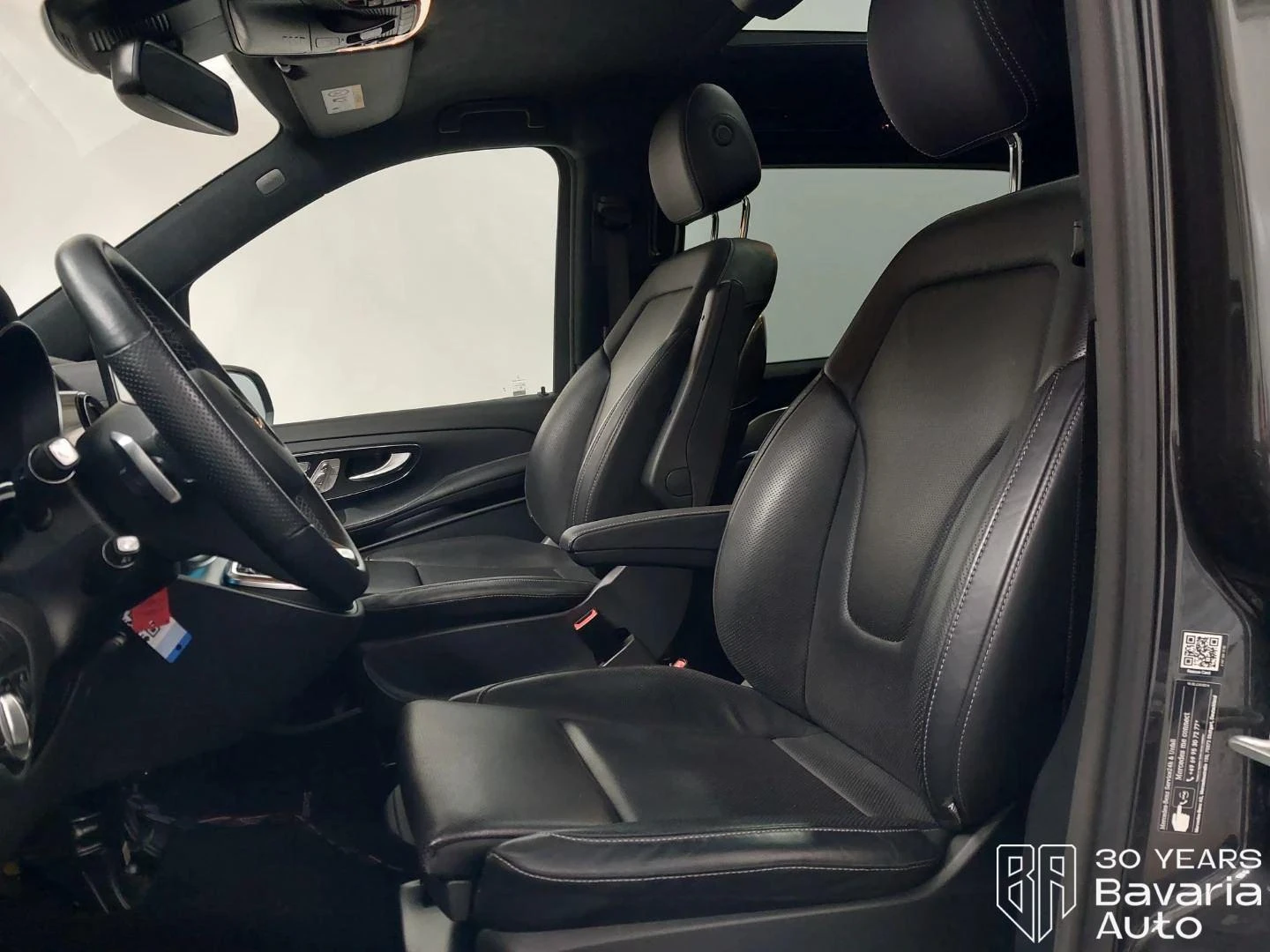 Mercedes-Benz V 300 d Lang 4MATIC 9G TRONIC Exclusive Edition, снимка 6 - Автомобили и джипове - 55648506