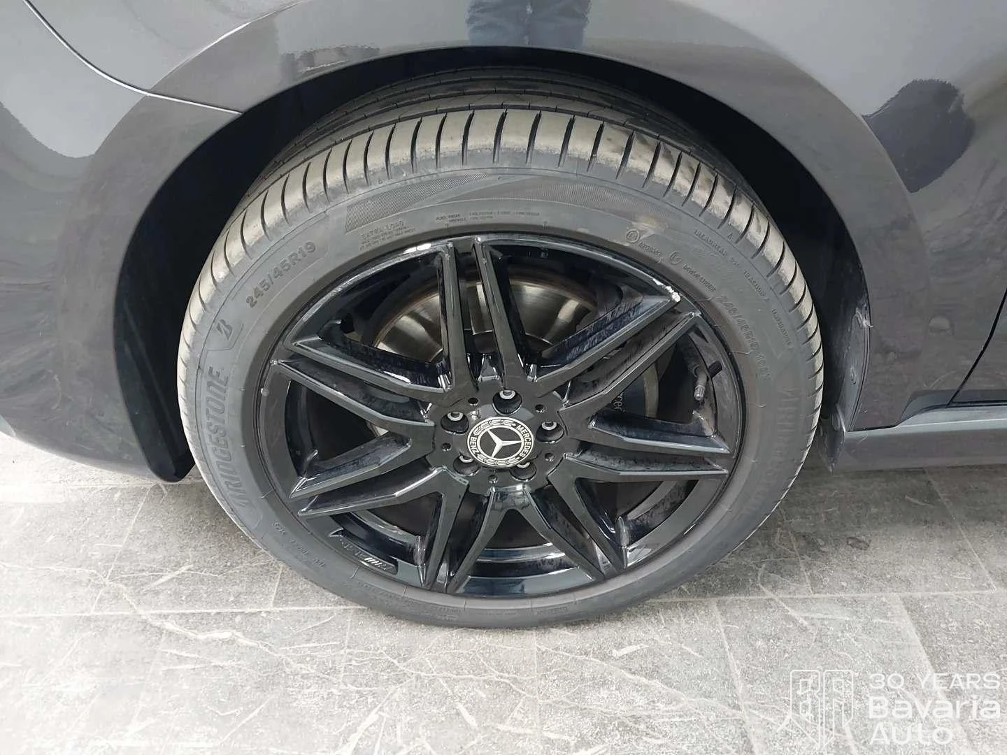 Mercedes-Benz V 300 d Lang 4MATIC 9G TRONIC Exclusive Edition, снимка 17 - Автомобили и джипове - 55648506