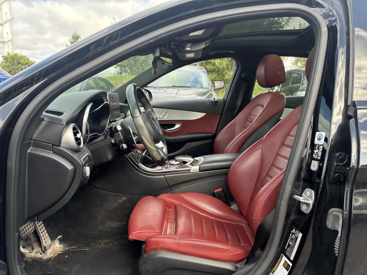 Mercedes-Benz C 43 AMG Distr* Burmester* 360* Карбон, снимка 7 - Автомобили и джипове - 56036856