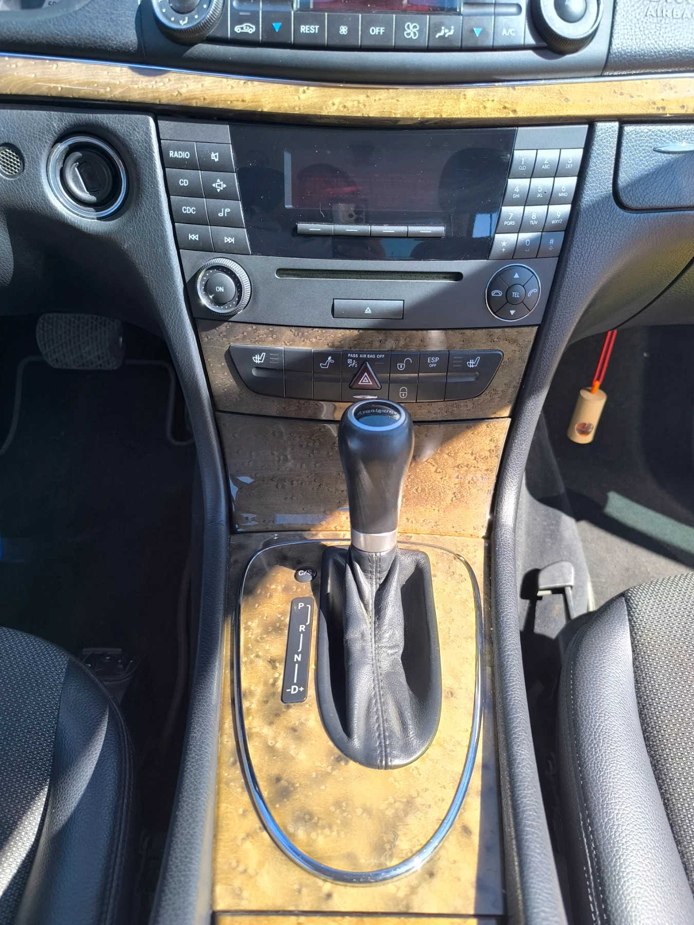 Mercedes-Benz E 320 Avantgarde 4х4 Facelift , снимка 6 - Автомобили и джипове - 56338463