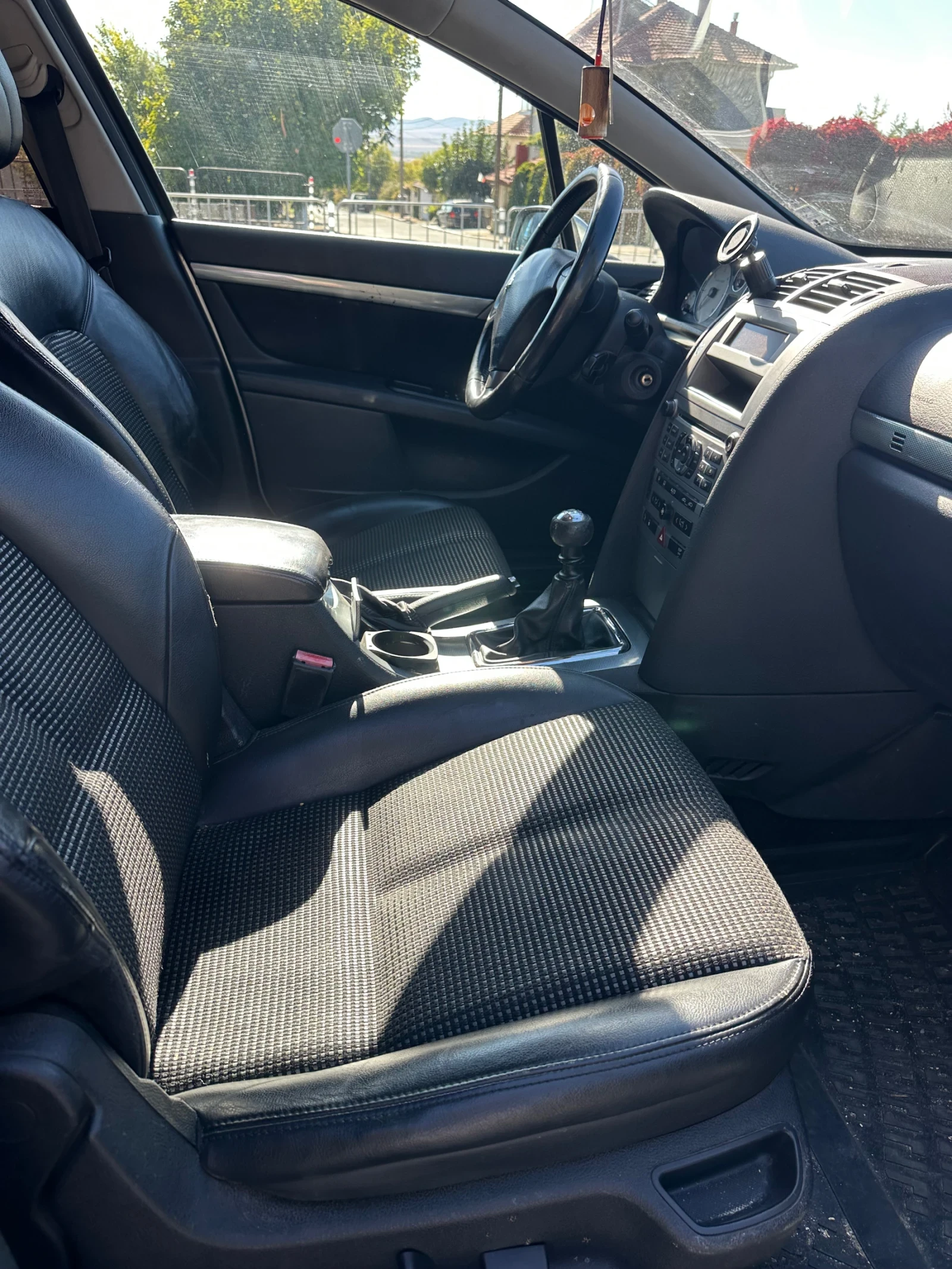 Peugeot 407 2.0HDI, снимка 4 - Автомобили и джипове - 56368168