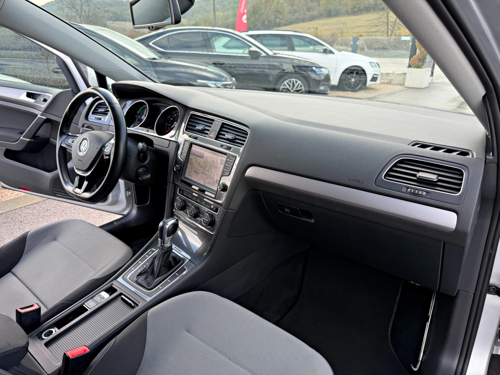 VW Golf e-Golf DISTRONIC NAVI | Mobile.bg � ����������� 8