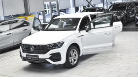 VW Touareg R-Line 3.0 TDI V6 4Motion Tiptronic, снимка 1