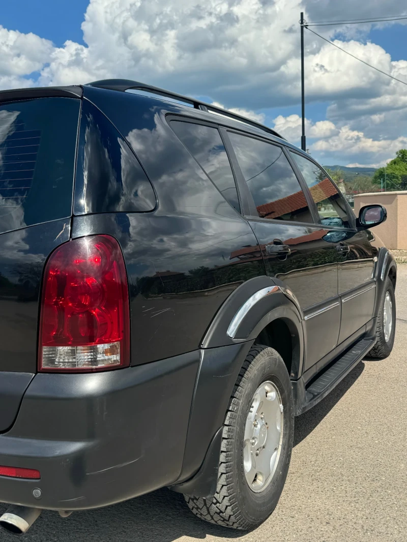 SsangYong Rexton, снимка 8 - Автомобили и джипове - 50336378