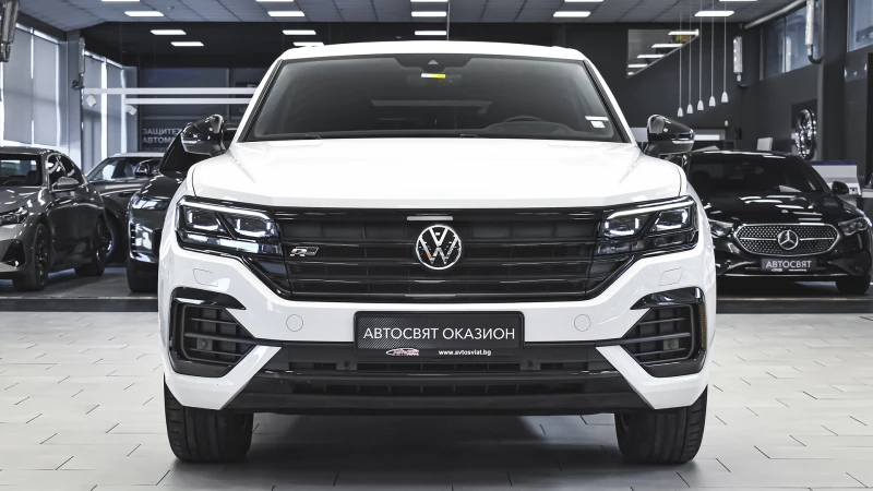 VW Touareg R-Line 3.0 TDI V6 4Motion Tiptronic, снимка 2 - Автомобили и джипове - 51065582