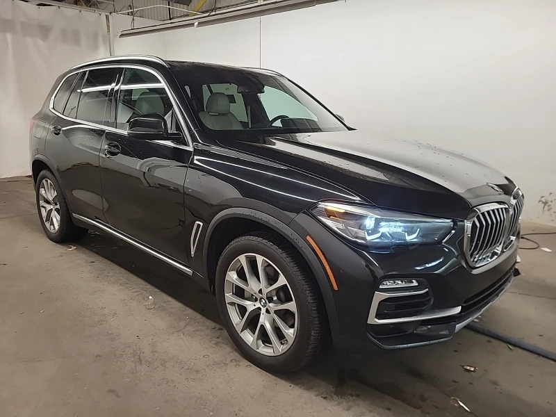 BMW X5 40i * * CARFAX * * АВТО КРЕДИТ * * , снимка 3 - Автомобили и джипове - 53233078