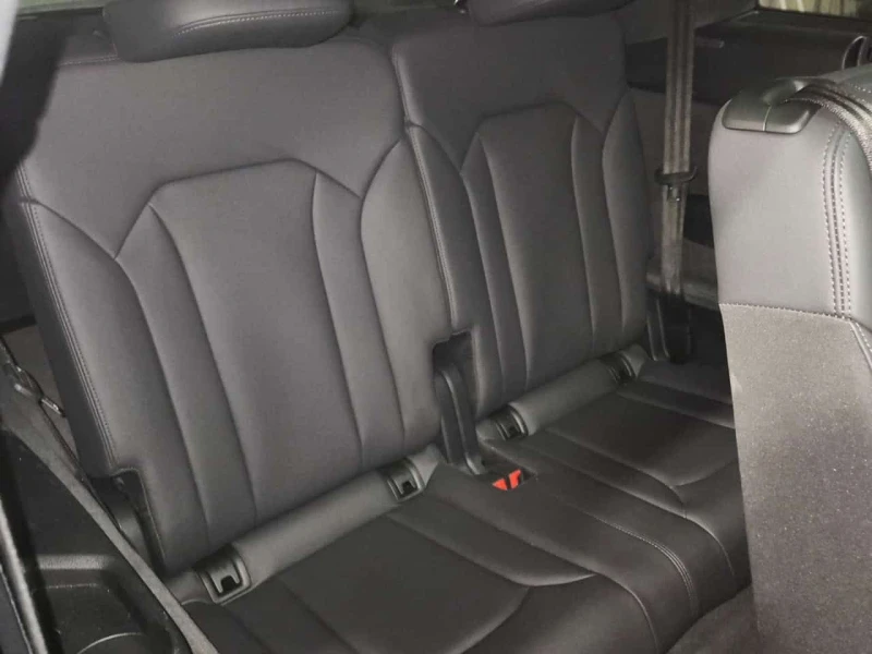 Audi Q7 * PREMIUM * ПОДГРЕВ / ПАНО / ОТ ПРЕДСТАВИТЕЛСТВО , снимка 14 - Автомобили и джипове - 53593398