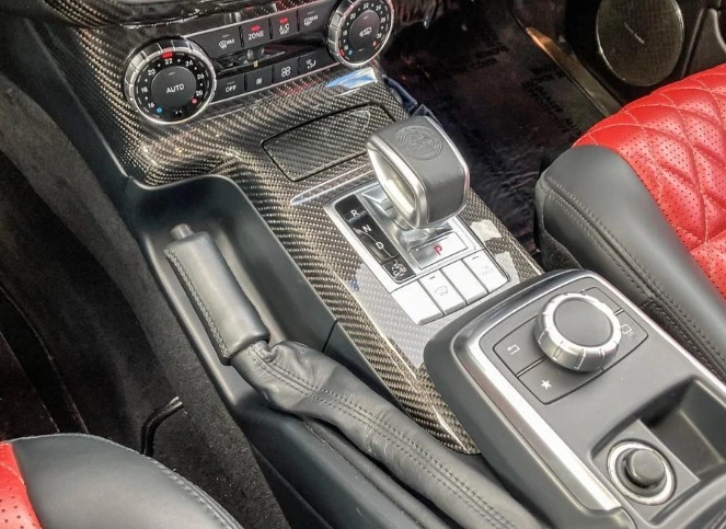 Mercedes-Benz G * AMG 63 * CARFAX * БЕЗ ПЪРВОНАЧАЛНА ВНОСКА, снимка 13 - Автомобили и джипове - 52882680