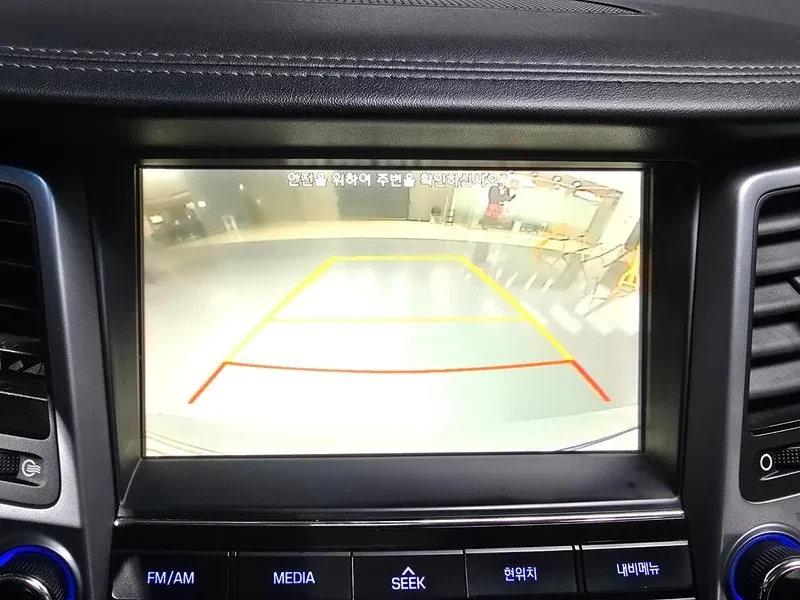 Hyundai Tucson 2.0 4Wd Modern, снимка 15 - Автомобили и джипове - 53364769