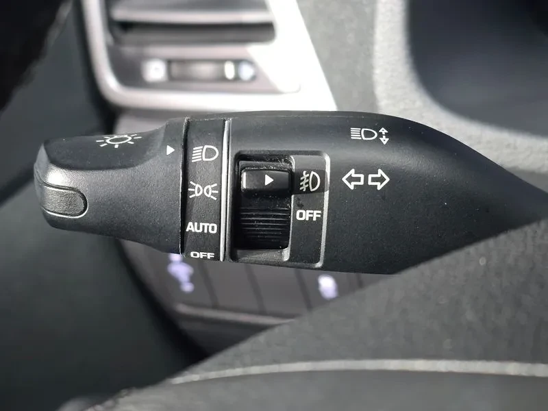 Hyundai Tucson 2.0 4Wd Modern, снимка 17 - Автомобили и джипове - 53364769