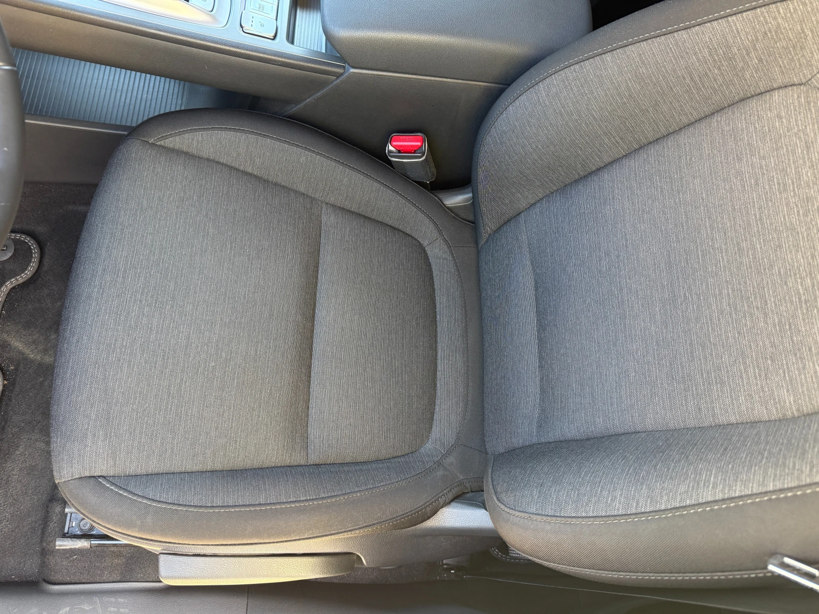 Hyundai Kona 42 kWh Trend гаранция, снимка 13 - Автомобили и джипове - 53743634