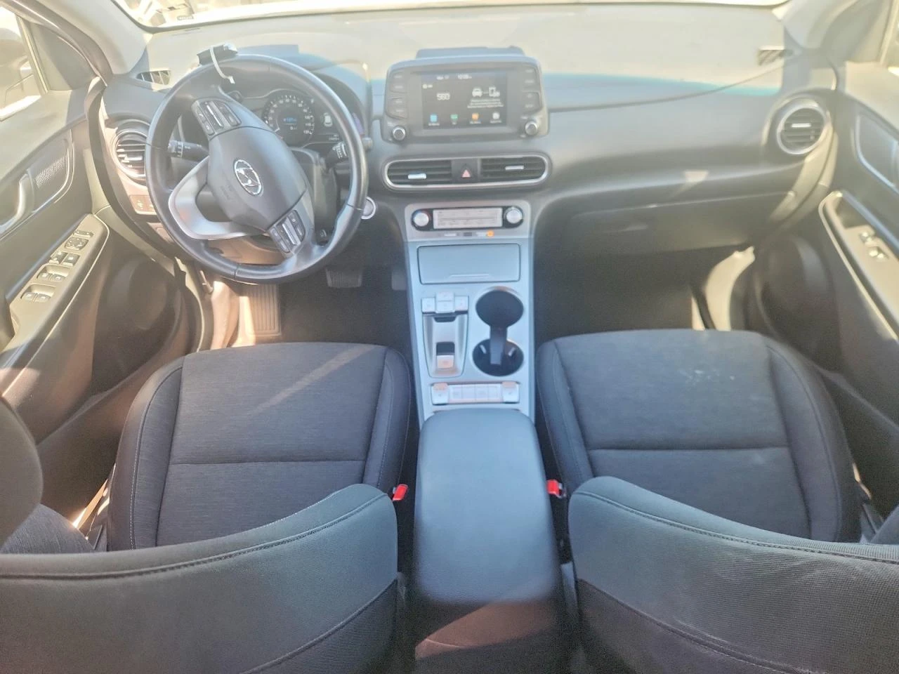 Hyundai Kona 0.0l Electric Sel, снимка 8 - Автомобили и джипове - 54480316