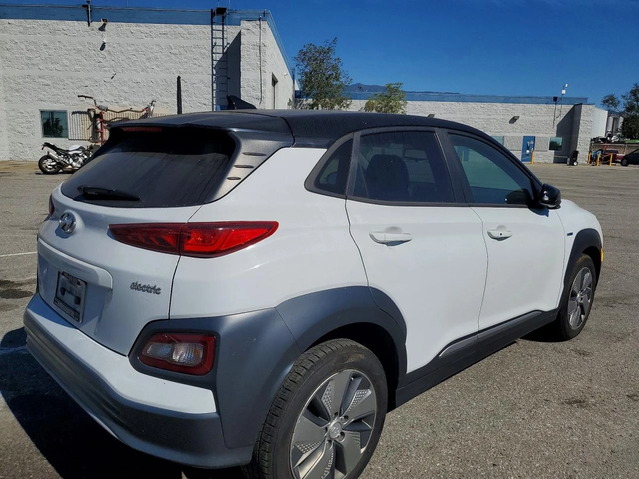 Hyundai Kona 0.0l Electric Sel, снимка 4 - Автомобили и джипове - 54480316