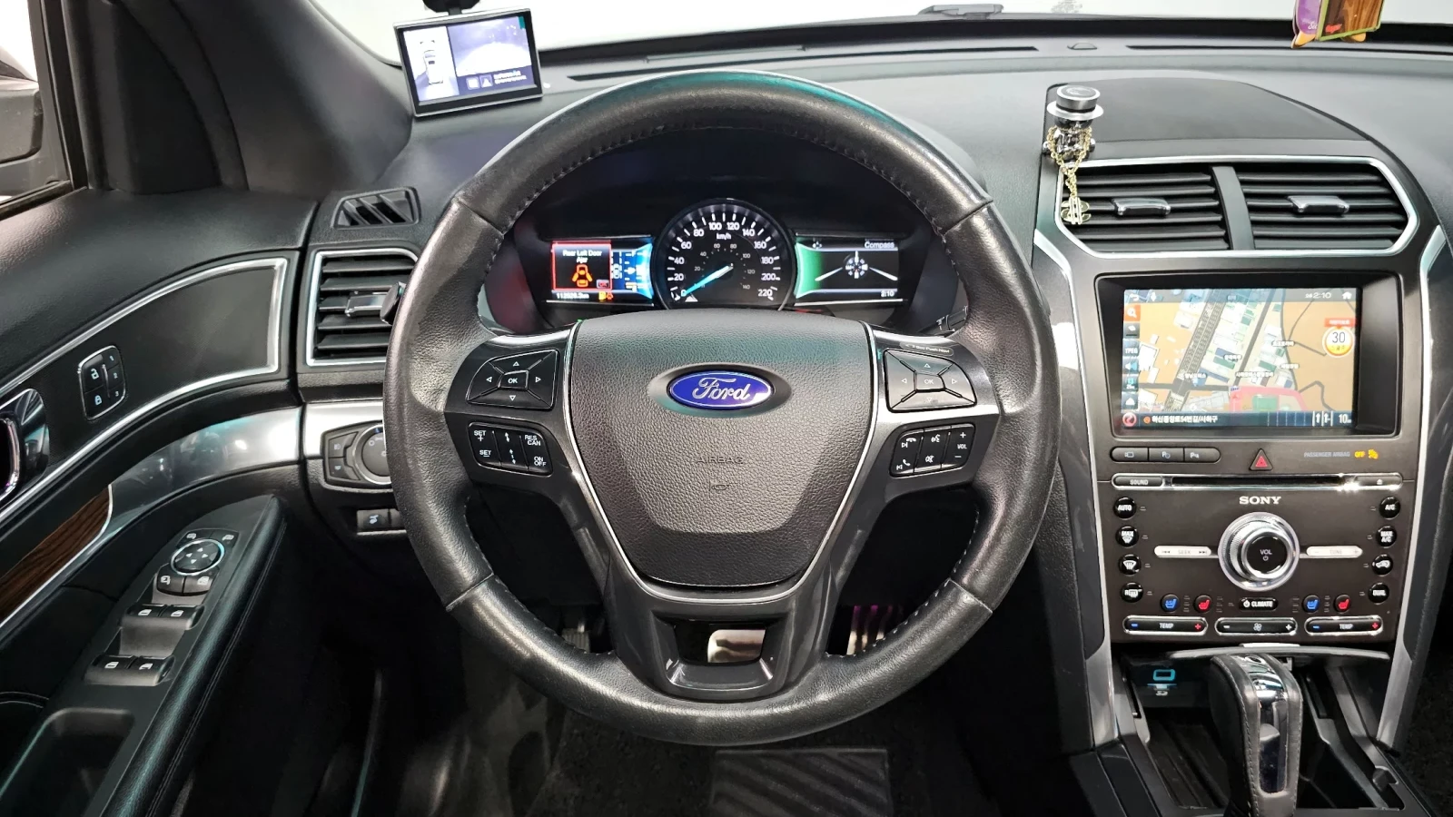 Ford Explorer * Limited * 4X4 * Масаж * Обдухване * 7 местен, снимка 4 - Автомобили и джипове - 54502651