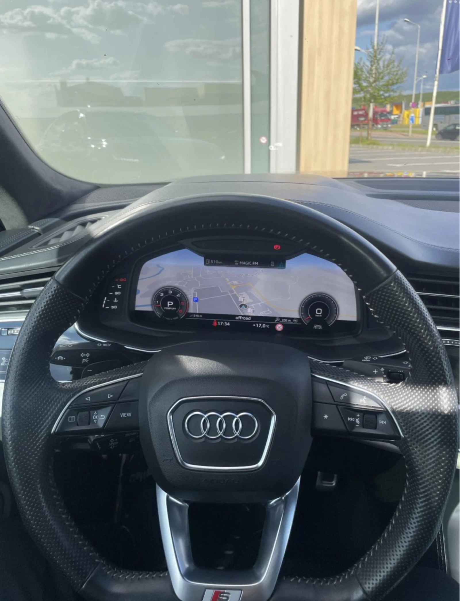 Audi Q8 3.0 TDI , Sline, снимка 5 - Автомобили и джипове - 54570013