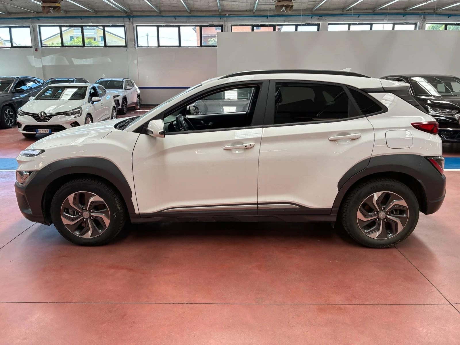 Hyundai Kona 1.6 HEV , снимка 4 - Автомобили и джипове - 54864112