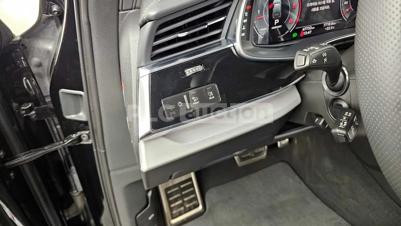 Audi Q7 ДИСТРОНИК * ОБДУХВАНЕ * HEAD-UP * PANO, снимка 4 - Автомобили и джипове - 54998279