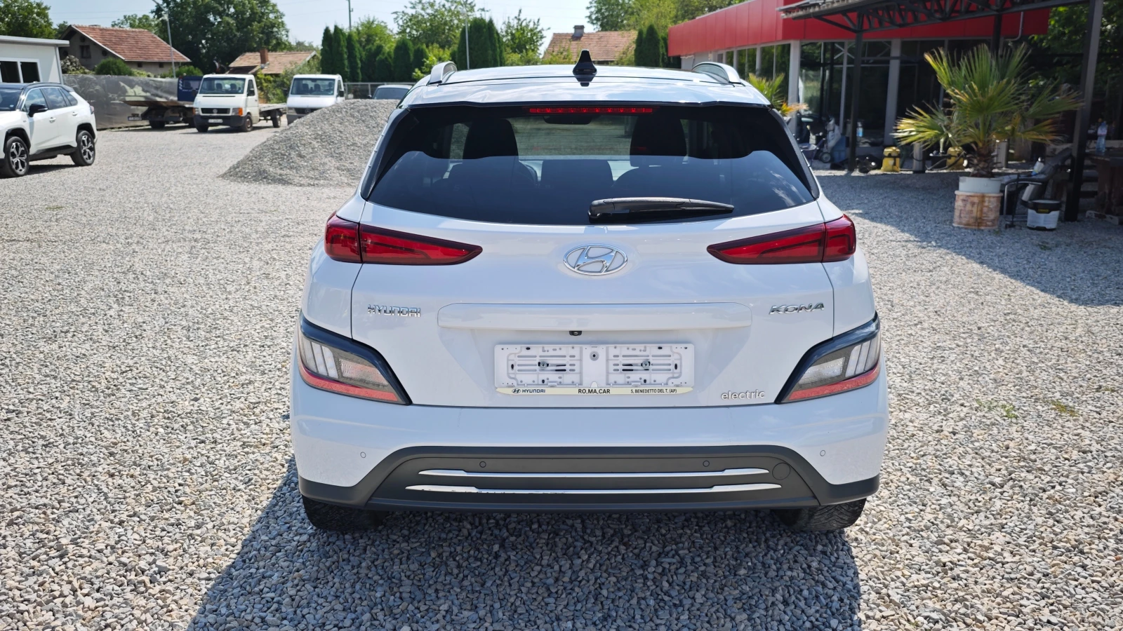 Hyundai Kona НАЛИЧЕН РУСЕ/ДАНЪЧЕН КРЕДИТ/СМЯНА НА ЦВЯТ 1000евро, снимка 10 - Автомобили и джипове - 55098987