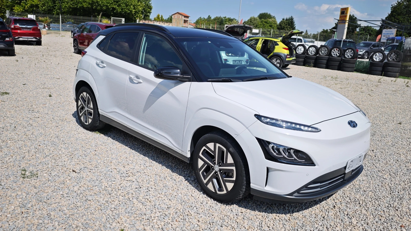 Hyundai Kona НАЛИЧЕН РУСЕ/ДАНЪЧЕН КРЕДИТ/СМЯНА НА ЦВЯТ 1000евро, снимка 8 - Автомобили и джипове - 55098987
