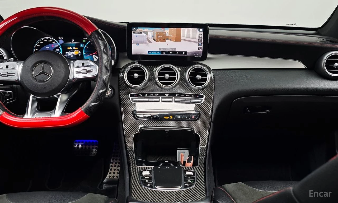 Mercedes-Benz GLC 43 AMG COUPE* BURMESTER* ХЕДЪП* ДИГИТАЛНО* ТАБЛО* LANE* A, снимка 8 - Автомобили и джипове - 55105710