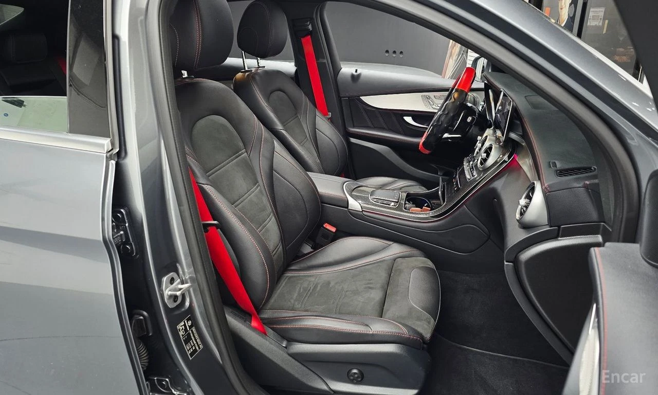Mercedes-Benz GLC 43 AMG COUPE* BURMESTER* ХЕДЪП* ДИГИТАЛНО* ТАБЛО* LANE* A, снимка 14 - Автомобили и джипове - 55105710