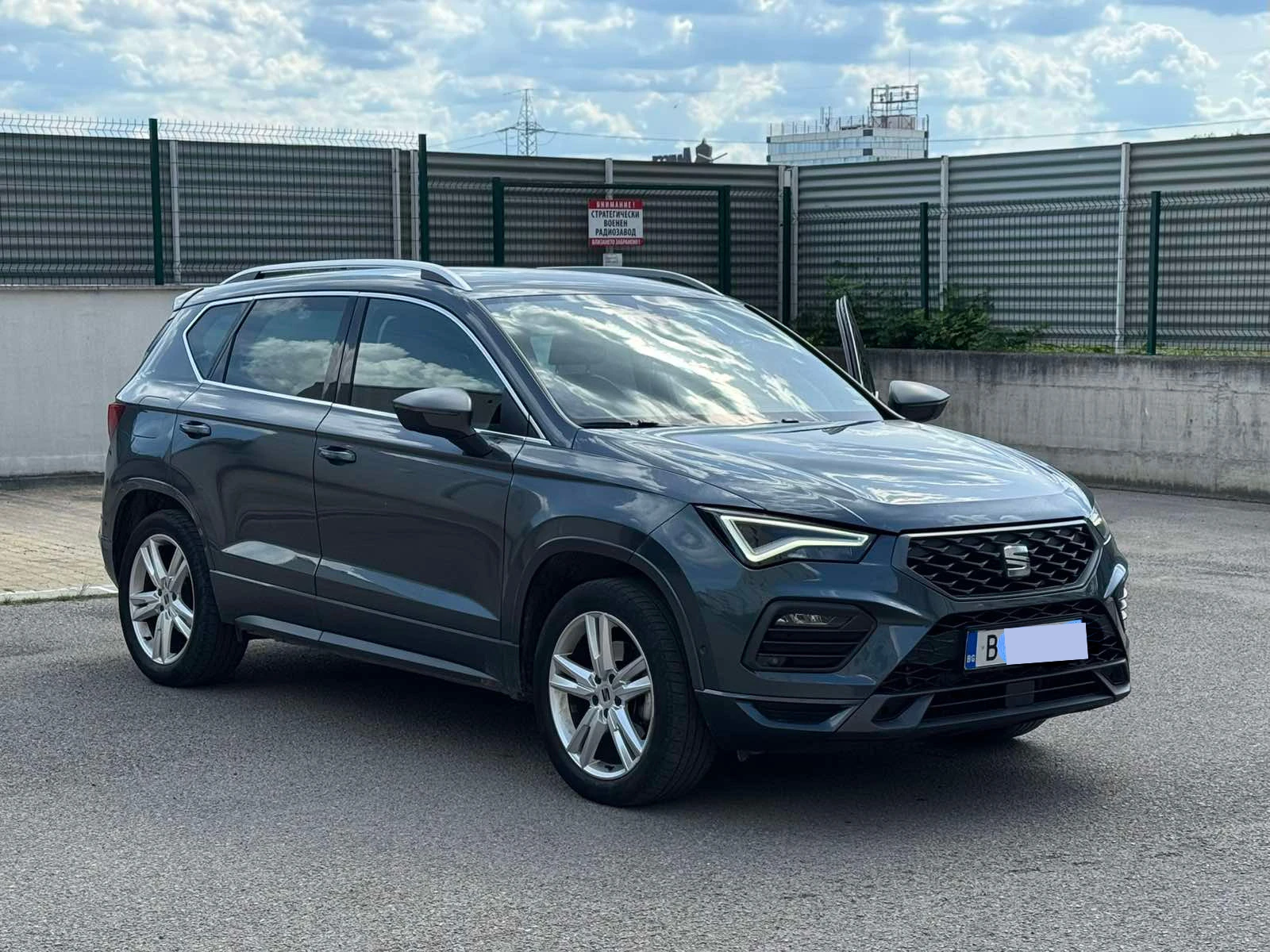 Seat Ateca FR Line, снимка 3 - Автомобили и джипове - 55160833