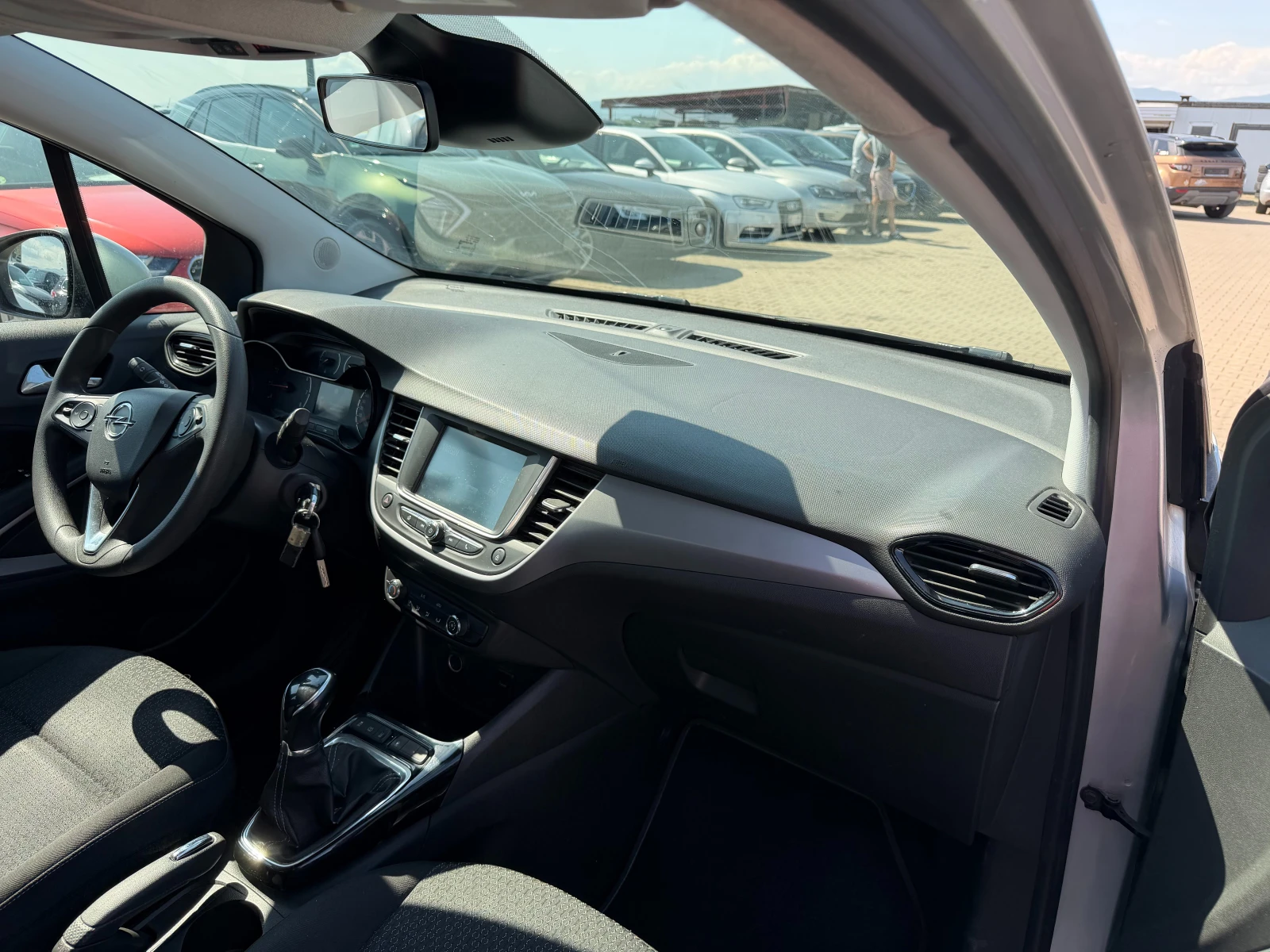 Opel Crossland X 1.2LPG NAVI EURO 6, снимка 10 - Автомобили и джипове - 55175989
