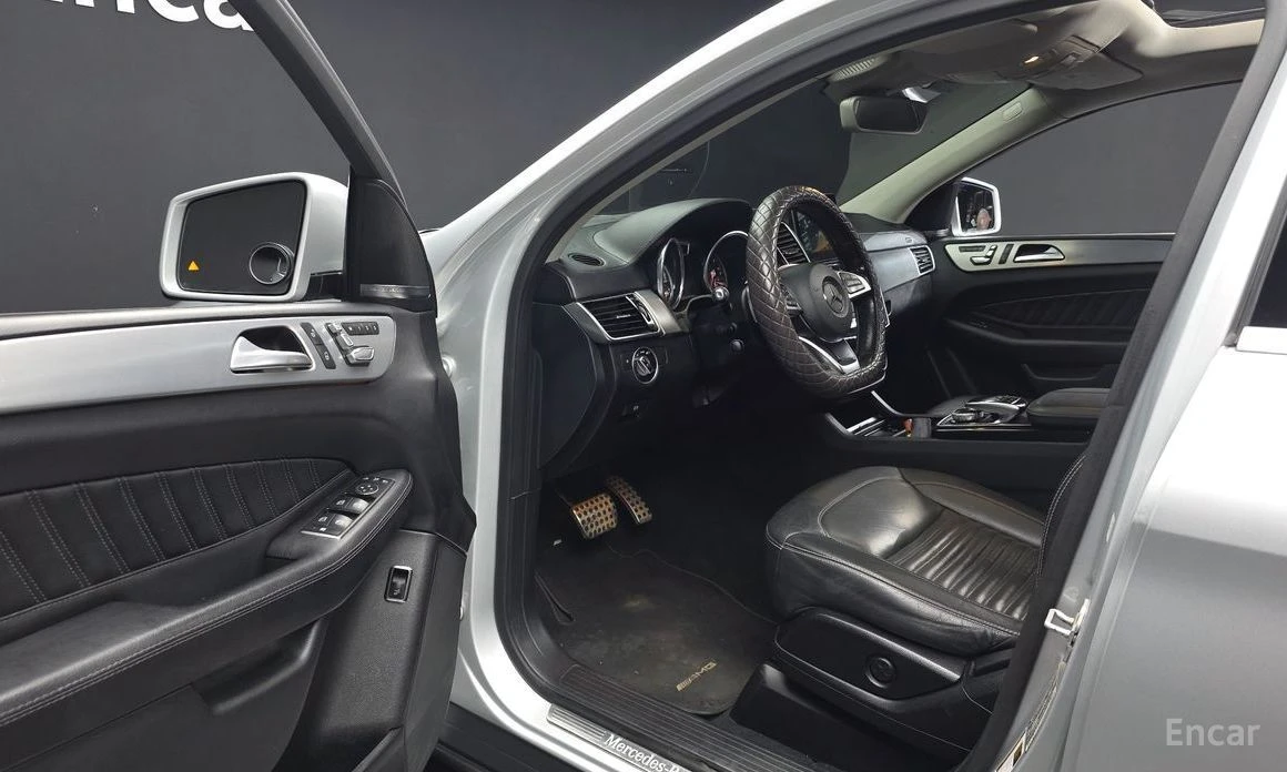 Mercedes-Benz GLE 350, снимка 10 - Автомобили и джипове - 55662944