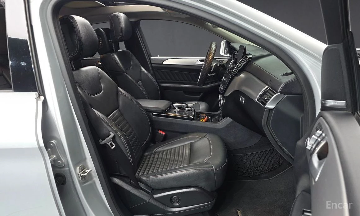 Mercedes-Benz GLE 350, снимка 11 - Автомобили и джипове - 55662944