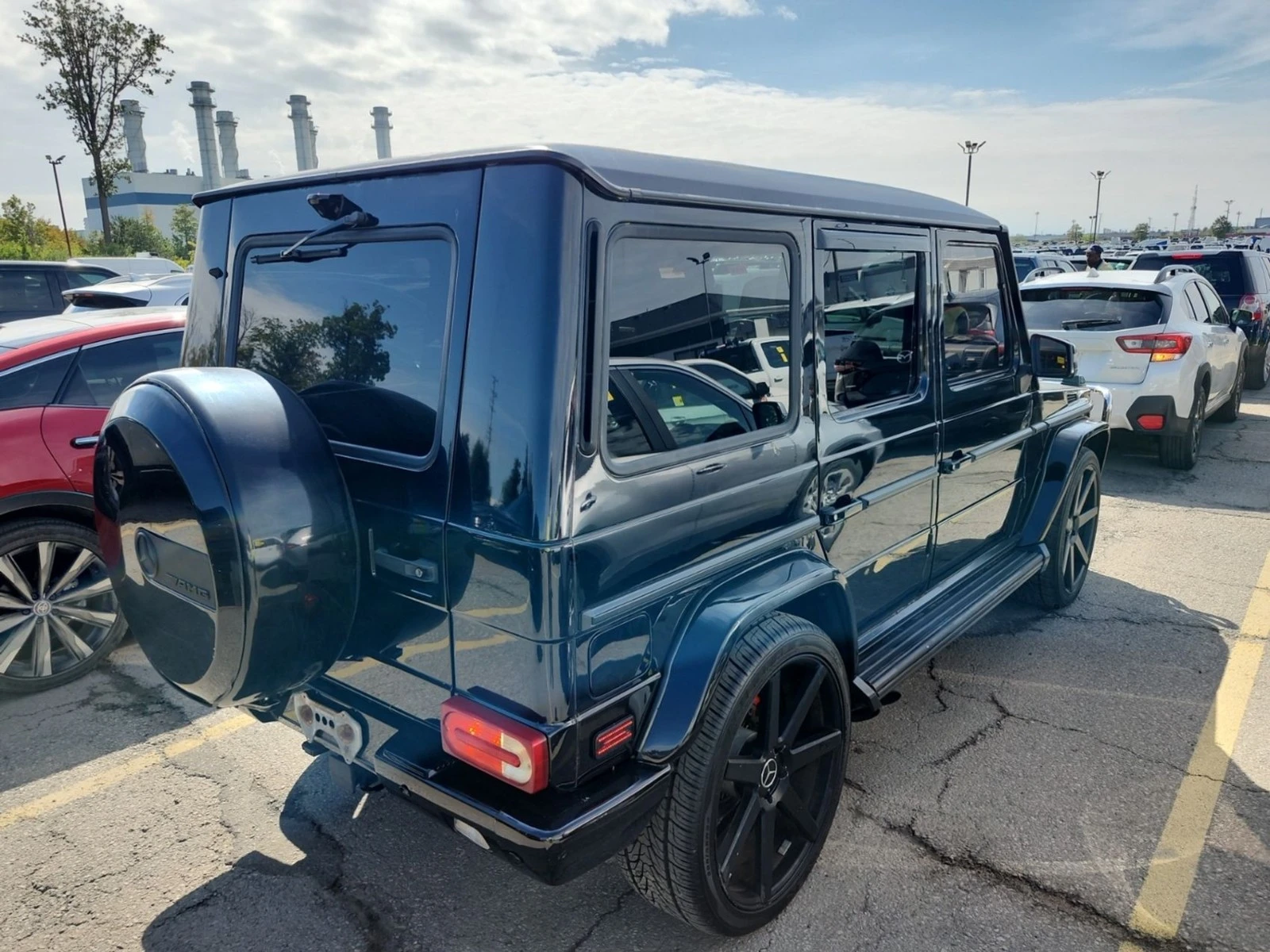 Mercedes-Benz G Designo Exclusive* Harman Kardon* Driving Assistan, снимка 3 - Автомобили и джипове - 56138900