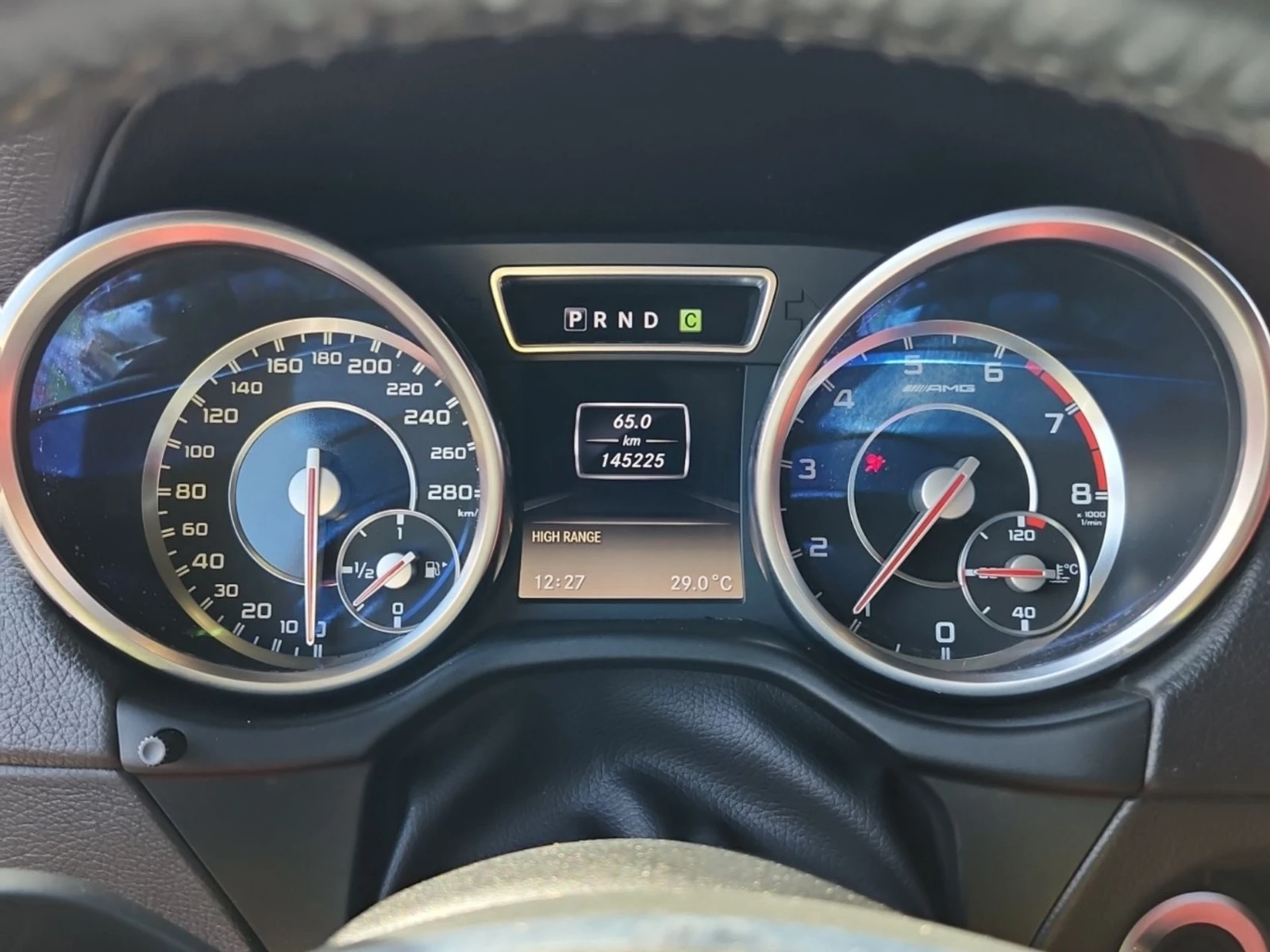 Mercedes-Benz G Designo Exclusive* Harman Kardon* Driving Assistan, снимка 8 - Автомобили и джипове - 56138900