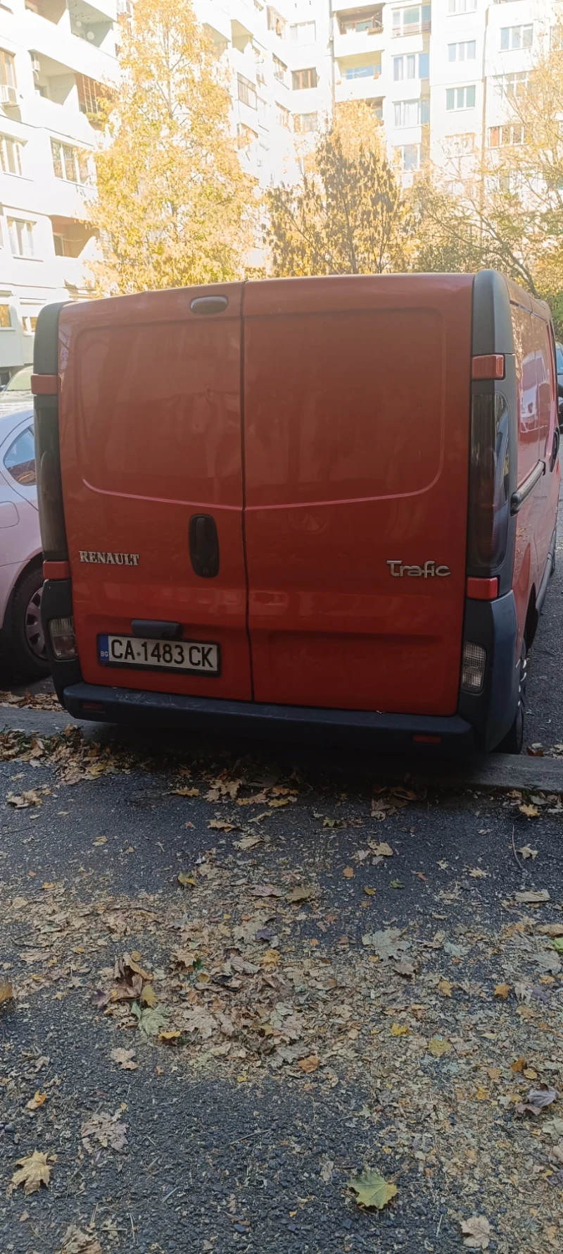 Renault Trafic, снимка 4 - Бусове и автобуси - 48339348