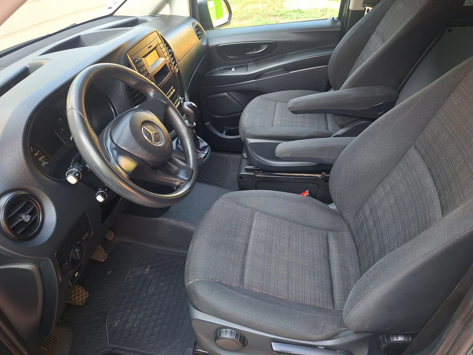 Mercedes-Benz Vito 111 CDI  4+ 1 ����� | Mobile.bg � ����������� 11