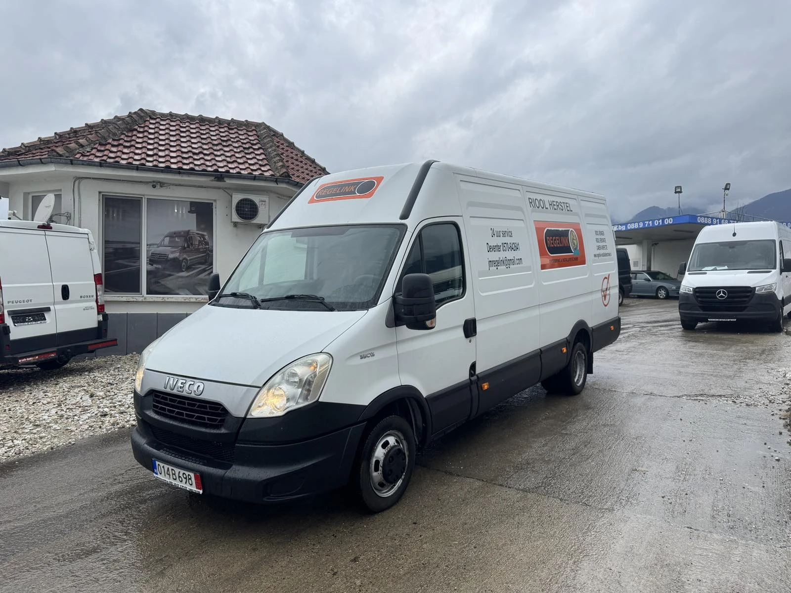 Iveco Daily Bкат, 165000км!!!КЛИМА, снимка 3 - Бусове и автобуси - 53998736