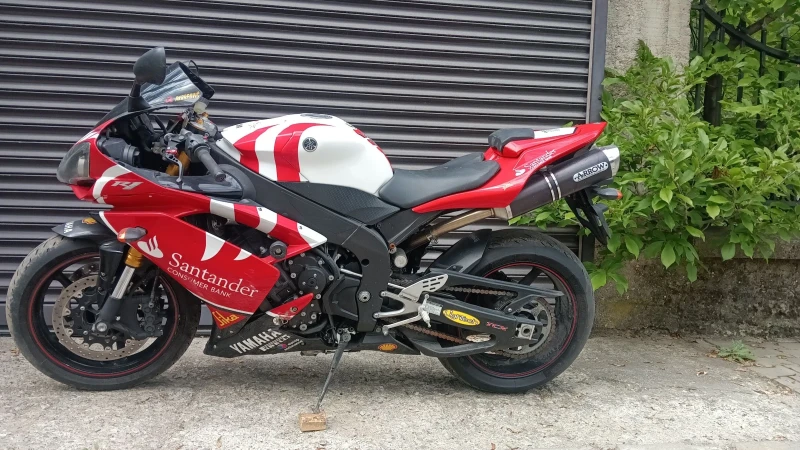 Yamaha YZF-R1 Нов внос Santander , снимка 4 - Мотоциклети и мототехника - 50950928