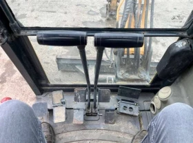 Багер Hyundai ROBEX25Z-9A, снимка 11