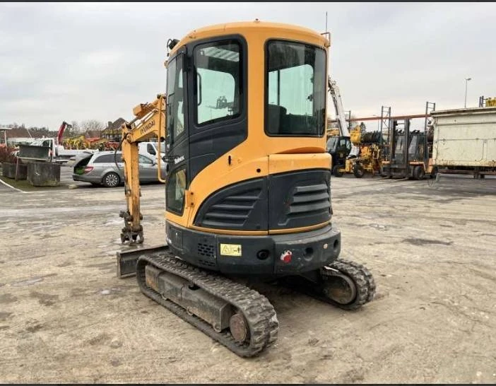 Багер Hyundai ROBEX25Z-9A, снимка 4 - Индустриална техника - 53477007