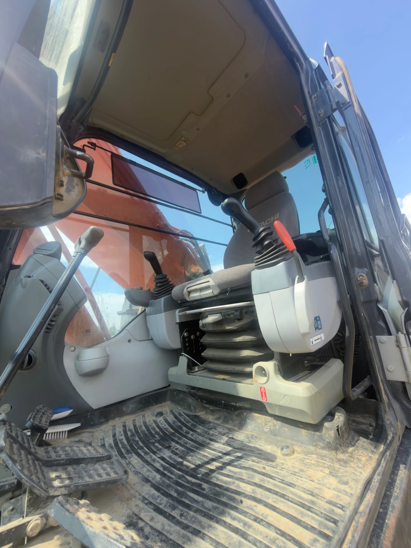 Багер Hitachi ZAXIS 350LCN, снимка 8 - Индустриална техника - 55607955