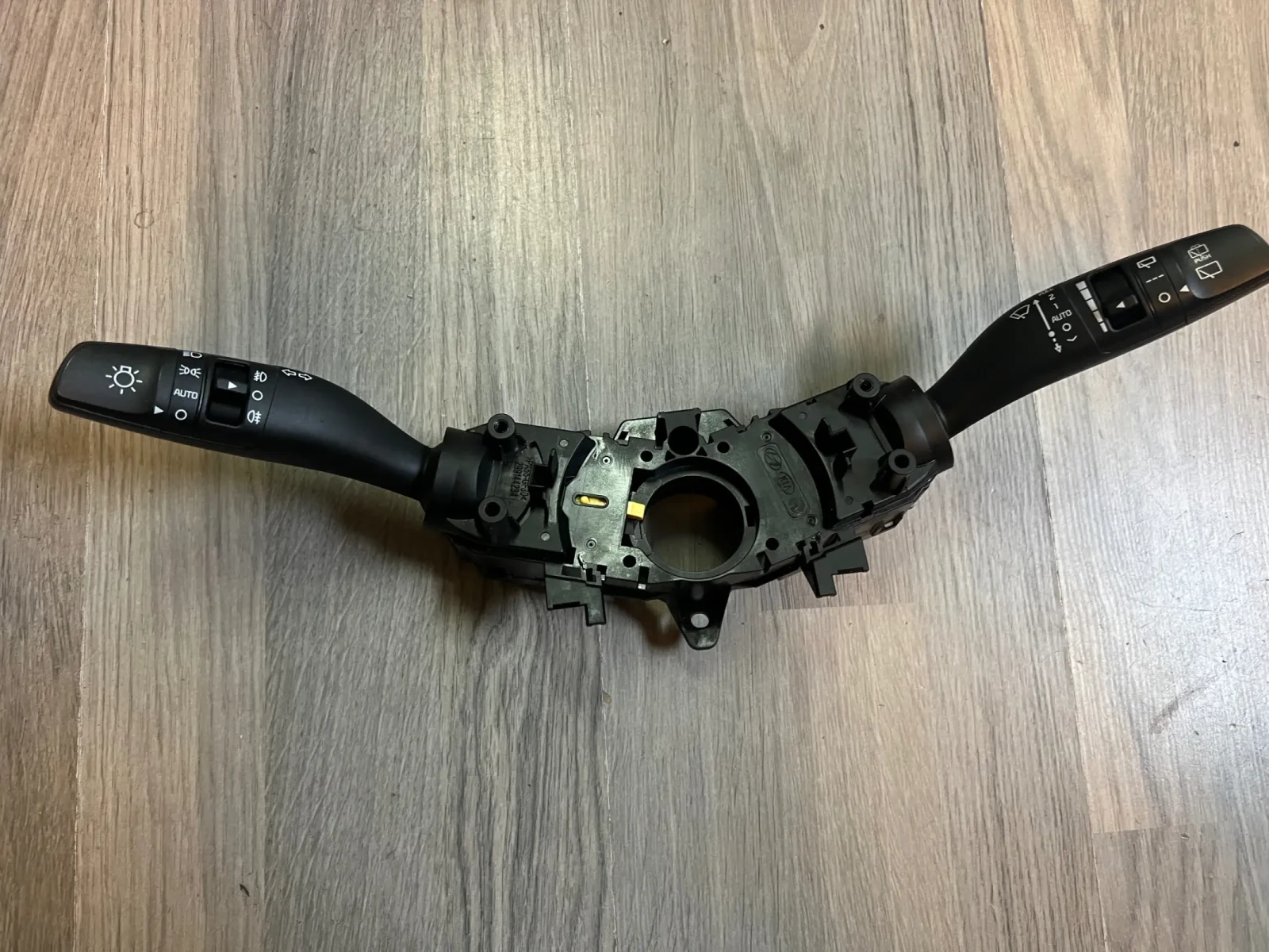 93403-C5960     KIA SORENTO 2015-2019 93403-C5960 | Mobile.bg   1