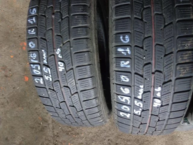 Гуми Зимни 205/60R16, снимка 2 - Гуми и джанти - 20313364